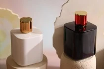 Γυάλινη φιάλη αρωμάτων πολυτελείας 100 ml (15/400) σε λευκό ή μαύρο χρώμα