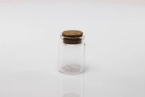 Bottiglietta per bomboniera in vetro da 40 ml con tappo in sughero per matrimonio e battesimo 37x56mm - 12 pz Bottiglietta per bomboniera in vetro da 40 ml con tappo in sughero per matrimonio e battesimo 37x56mm - 12 pz