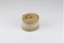 Tresse de jute avec dentelle de 55 mm de large (4,30 mètres par pièce) Tresse de jute avec dentelle de 55 mm de large (4,30 mètres par pièce)