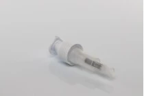 Pompa per crema con finitura PP24/410 e tappo trasparente