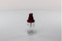 30ml glass cream bottle with transparent plastic cap and black or red pump