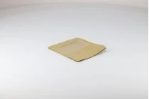 Σακουλάκια κραφτ τύπου Doy Pack, κλείσιμο με θερμοκόλληση, άνοιγμα με ταινία ασφαλείας και χρήση του zipper, παράθυρο, εσωτερική και εξωτερική διάφανη επένδυση 137x66x123