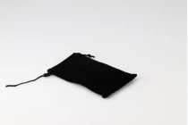 Πουγκάκι βελουτέ με διάσταση 100x160 mm σε διάφορα χρώματα - 50 τμχ Πουγκάκι βελουτέ με διάσταση 100x160 mm σε διάφορα χρώματα - 50 τμχ