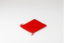Πουγκάκι βελουτέ με διάσταση 100x120 mm σε διάφορα χρώματα - 50 τμχ Πουγκάκι βελουτέ με διάσταση 100x120 mm σε διάφορα χρώματα - 50 τμχ