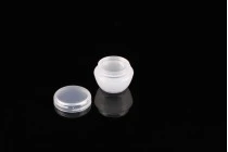 Pot pour crèmes de 10ml en acrylique, translucide avec joint en plastique - 12 pcs Pot pour crèmes de 10ml en acrylique, translucide avec joint en plastique - 12 pcs
