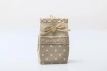 Pungji të punuara me dorë për bomboniere, ngjyrë bezhë me pika 75x46x120 mm - 12 copë-imazh_360