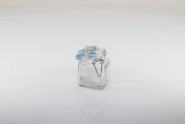 Βάζο 100 ml γυάλινο, τετράγωνο 76x53 mm με αεροστεγές κλείσιμο (σύρμα και λάστιχο στο καπάκι)