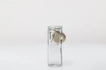 Βάζο 120 ml γυάλινο στρογγυλό 130x45 mm με ξύλινο καπάκι και αεροστεγές κλείσιμο (σύρμα και λάστιχο στο καπάκι) Βάζο 120 ml γυάλινο στρογγυλό 130x45 mm με ξύλινο καπάκι και αεροστεγές κλείσιμο (σύρμα και λάστιχο στο καπάκι)