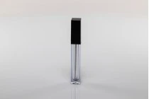 Θήκη ακρυλική για lip gloss 8 ml με καπάκι σε χρώμα μαύρο - 6 τμχ Θήκη ακρυλική για lip gloss 8 ml με καπάκι σε χρώμα μαύρο - 6 τμχ