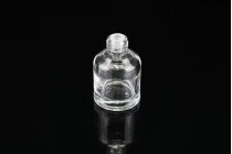 Μπουκαλάκι 30 ml γυάλινο για καλλυντική χρήση με σταγονόμετρο και αποστραγγιστήρα Μπουκαλάκι 30 ml γυάλινο για καλλυντική χρήση με σταγονόμετρο και αποστραγγιστήρα