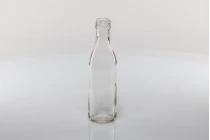 Μπουκάλι για ούζο με βιδωτό στόμιο 200 ml (PP 28) Μπουκάλι για ούζο με βιδωτό στόμιο 200 ml (PP 28)