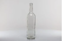 Bouteille de vin transparente de 750 ml Europea 18,3 mm - 35 pcs Bouteille de vin transparente de 750 ml Europea 18,3 mm - 35 pcs