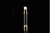 Tubo airless in acrilico per crema da 15 ml. Tubo airless in acrilico per crema da 15 ml.