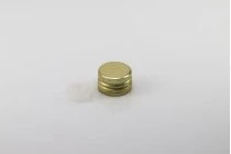 Aluminum pre-threaded screw cap with pourer PP28 Aluminum pre-threaded screw cap with pourer PP28