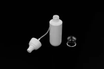 Μπουκαλάκι PET 80 ml με λευκή αντλία και διάφανο καπάκι Μπουκαλάκι PET 80 ml με λευκή αντλία και διάφανο καπάκι